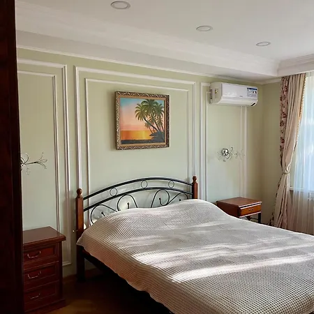 Cosy flat in the city center Almaty Exterior photo